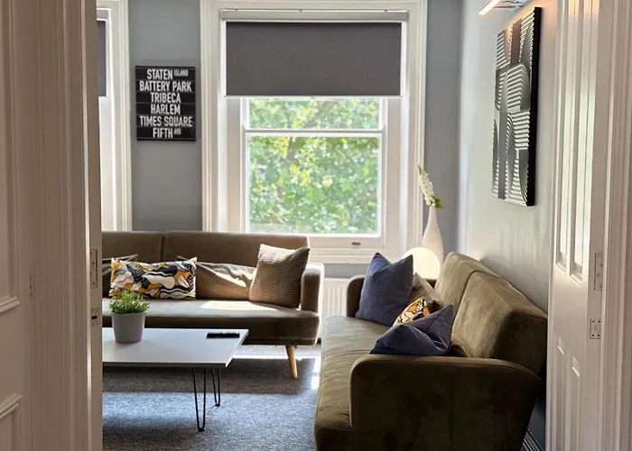 Knightsbridge Two Bed Apartment