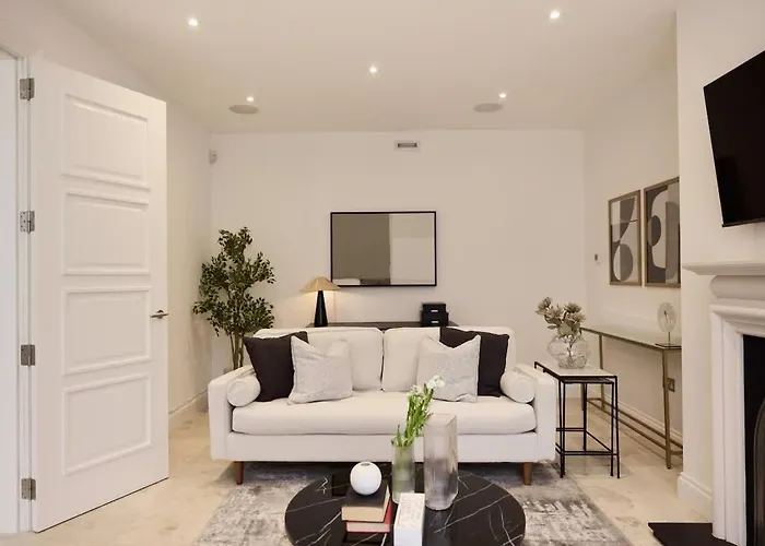 The Camden Park Place - Lovely 4Bdr Flat With Garden