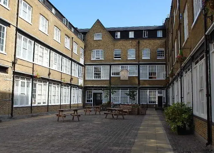 Sundial Court