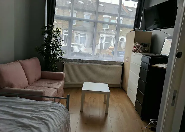 Walthamstow Studio Apartment