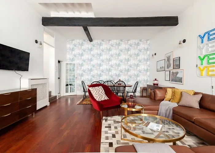 The South Kensington Mews - Lovely 5Bdr Home