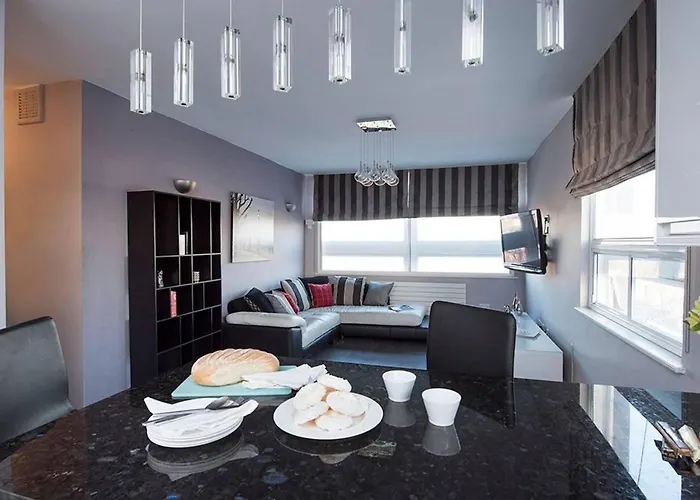 2 Bedroom Apartment Landward Court