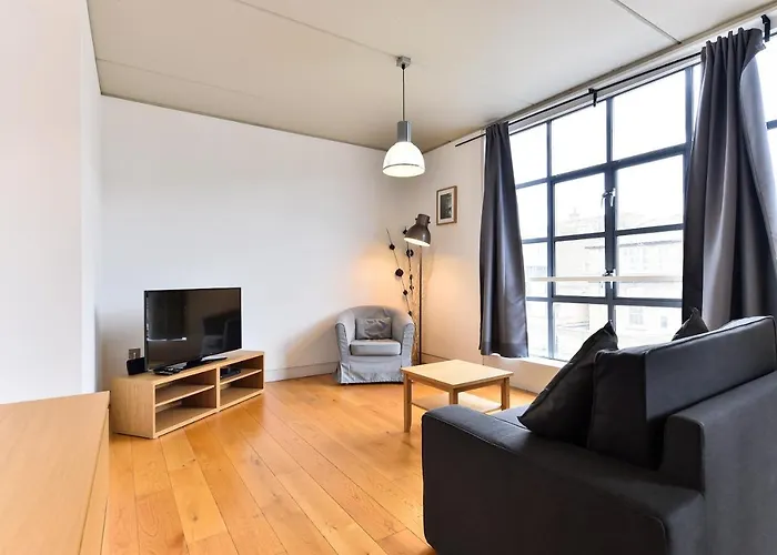 London Bridge City Apartments