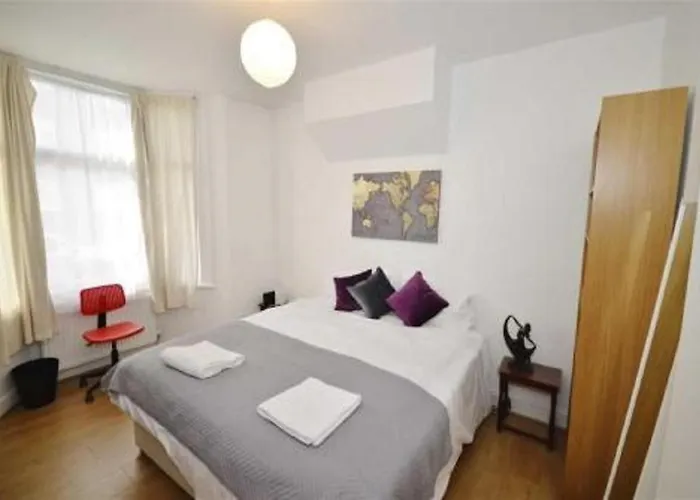 Premier Contractors North London