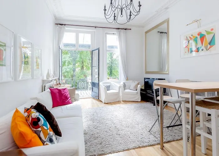 Philbeach Balcony- 2Bed Flat In Earls Ct