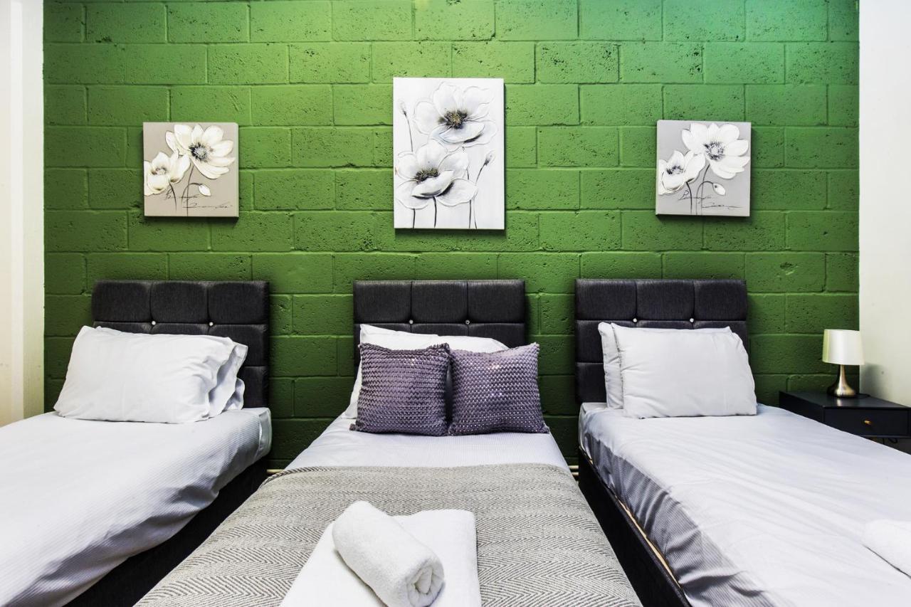 Amazing Flat With Recreational Activities For Large Families! Apartment London