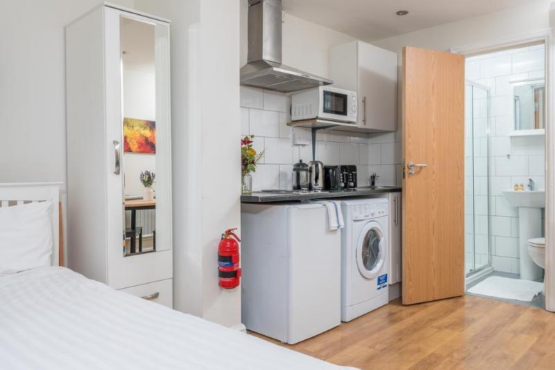 Oyo Plender Street 1 Hotel 3*