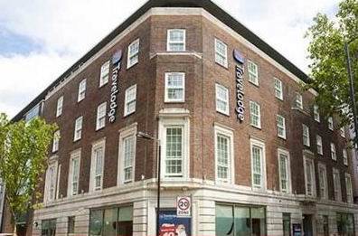 Travelodge Waterloo Hotell 3*