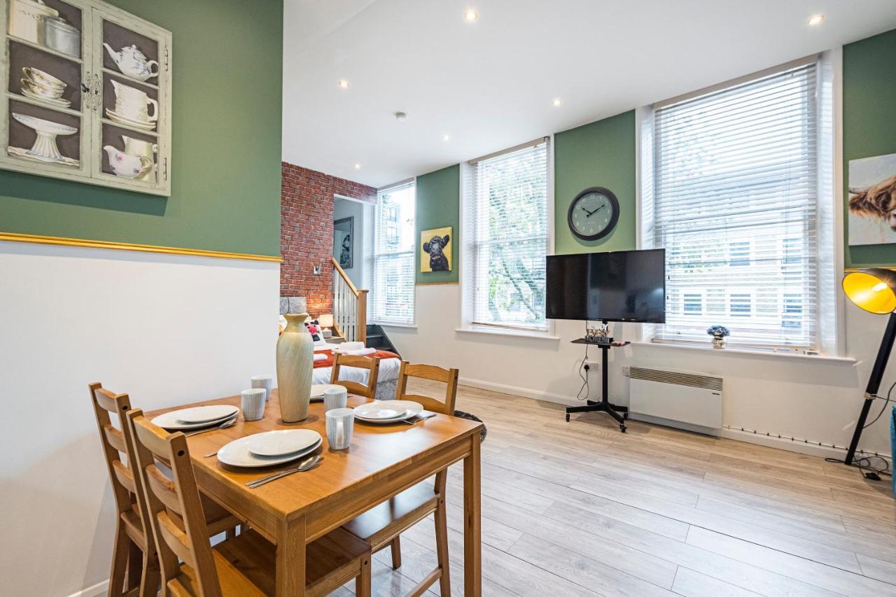 Majestic Modern Flat In The Heart Of London