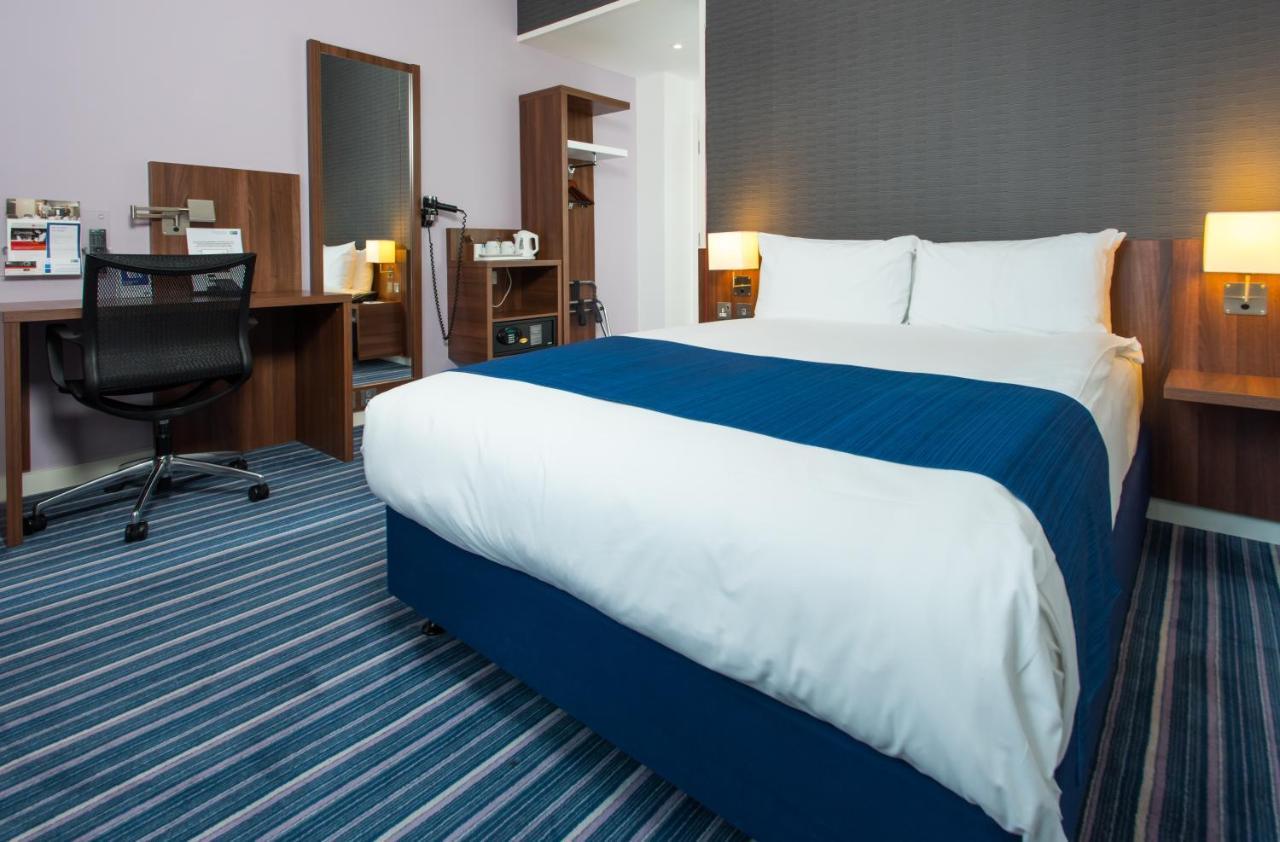 Hotel Holiday Express - Vauxhall Nine Elms, An Ihg