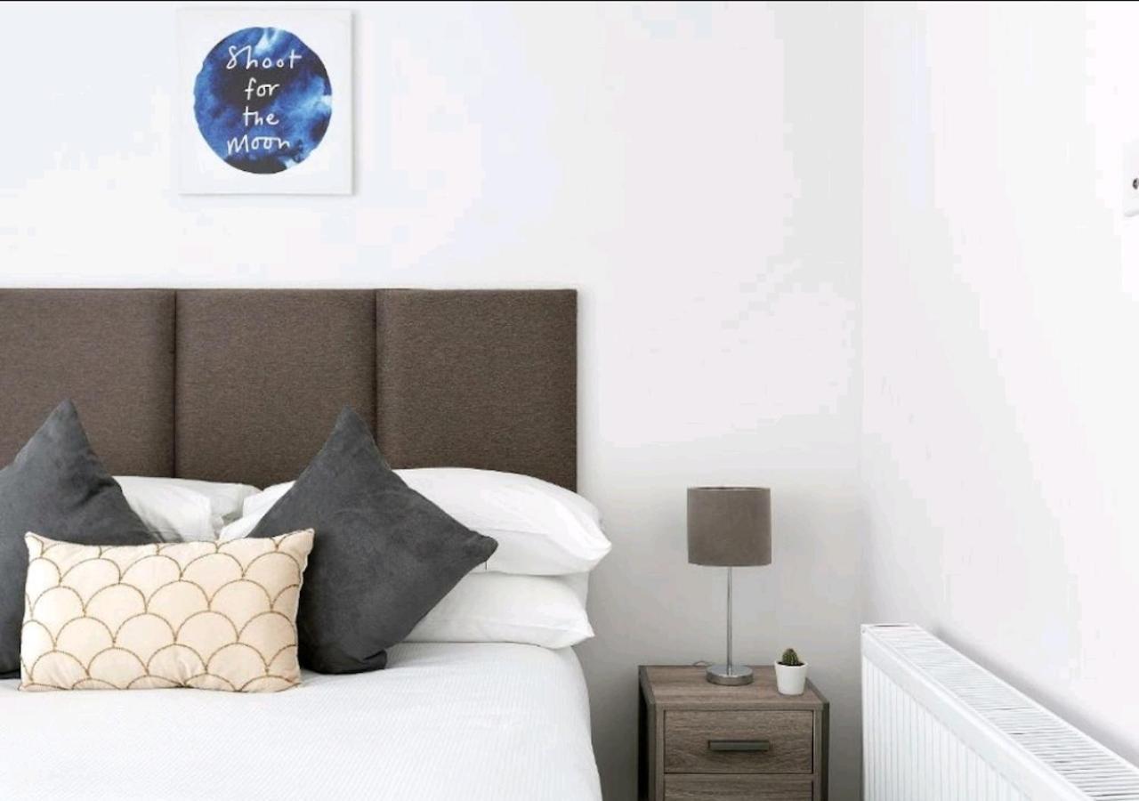 Luxury North * London