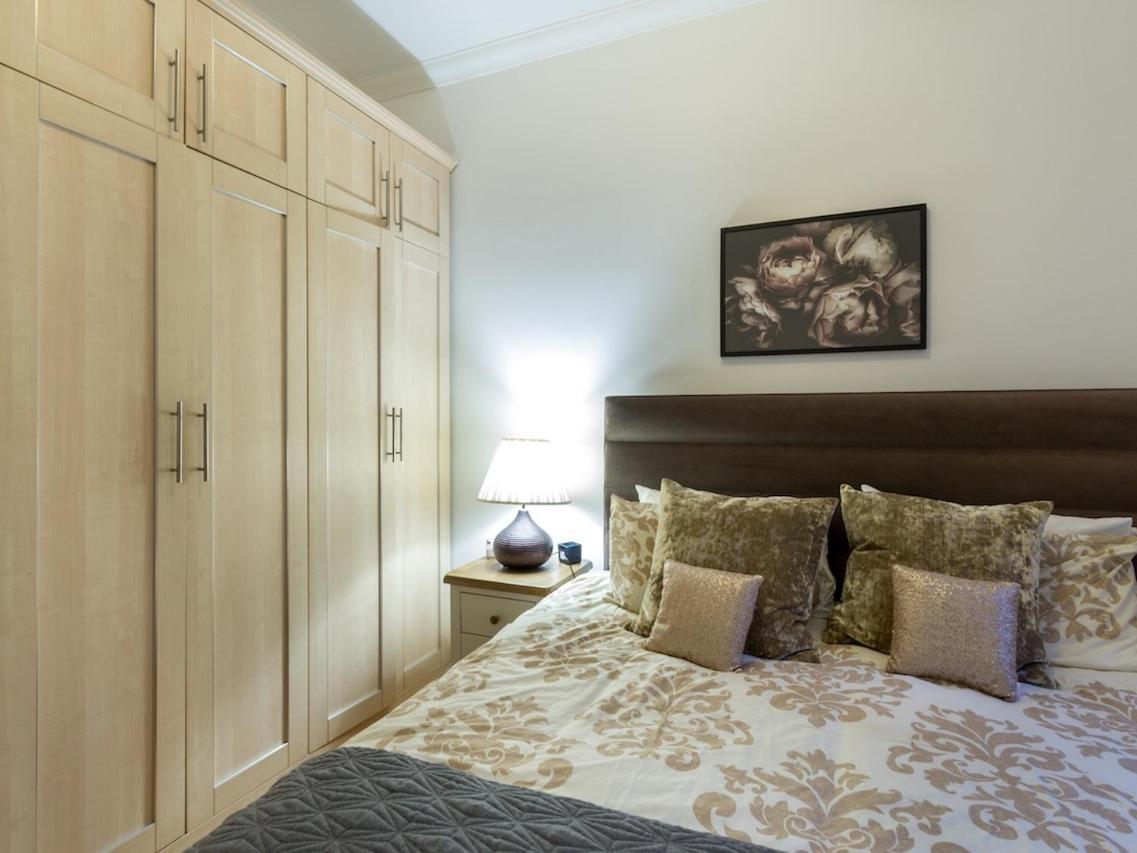 Spacious 1 Bed In West Kensington Or Hammersmith Appartamento *