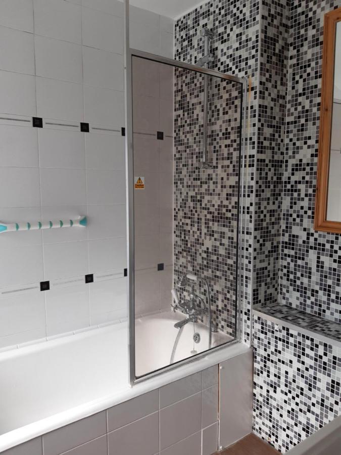 Hotell Crescent 3*