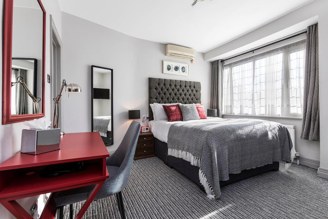 Martel Guest house