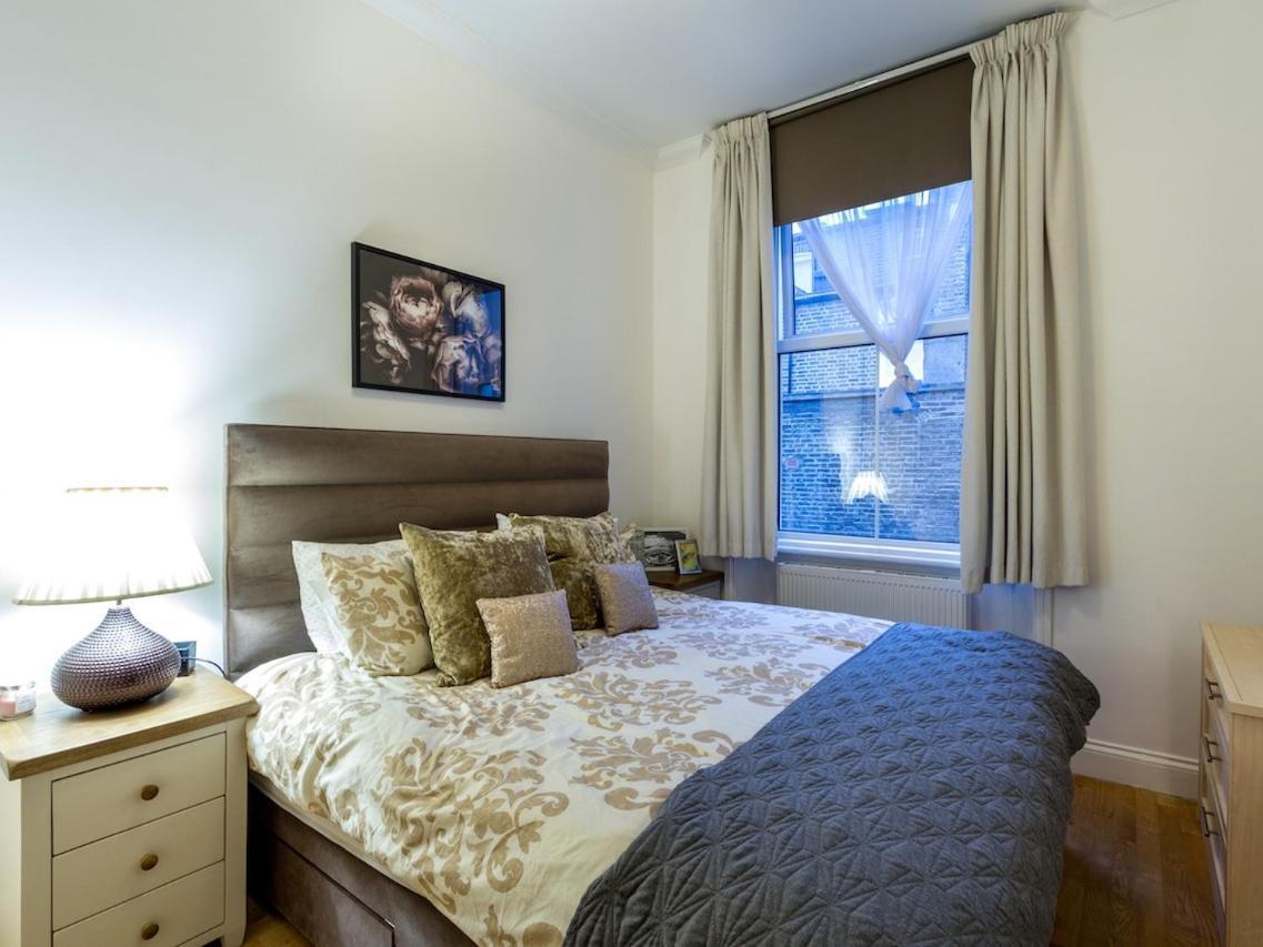 Spacious 1 Bed In West Kensington Or Hammersmith * Londra