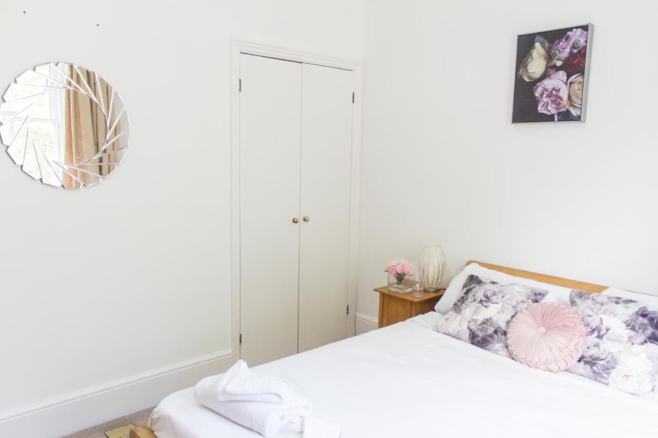 Lägenhetshotell Mansion House With Spacious Close To Excel And Canarywharf London