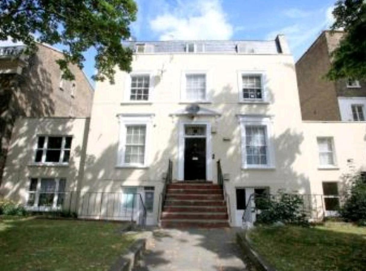 Kennington Oval 2-bed In * London