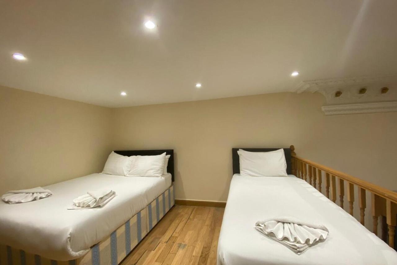 R12-b32-mezzanine Studio Near Hyde Park *