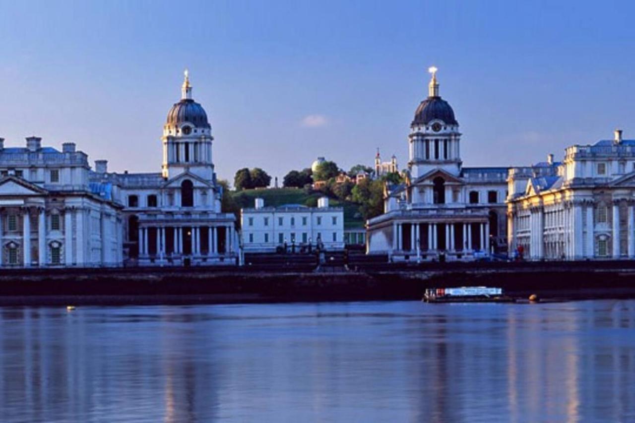 Wonderful, Bright Greenwich Sleeps 7 ! Holiday home *