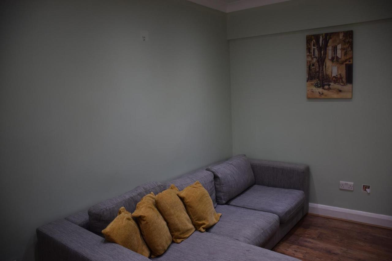 Three Bedroom House Lancaster Road Vakantiehuis