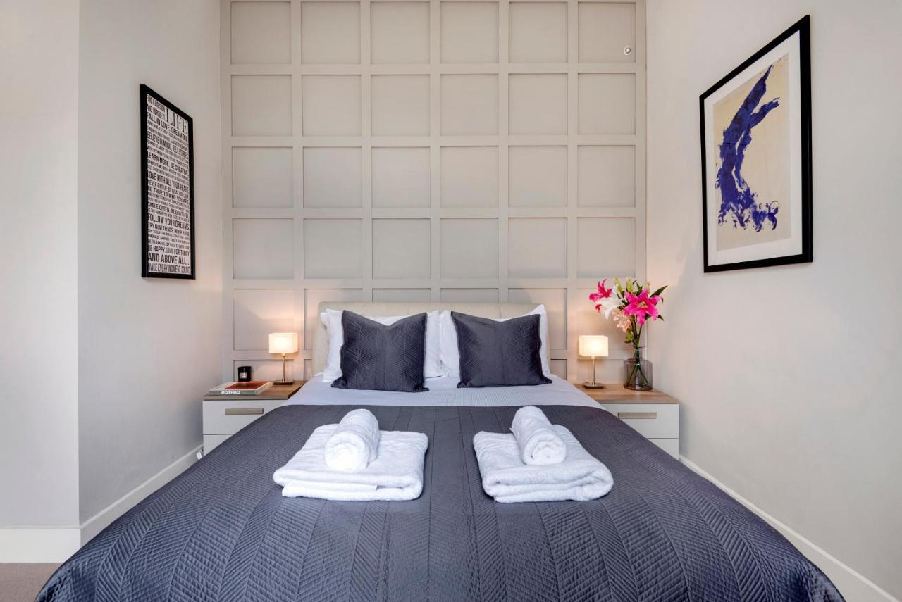 Contemporary Clapham Near Wandsworth Common By Underthedoormat Lägenhet