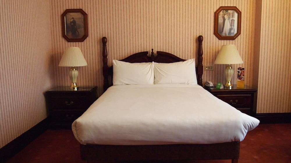 Hotel Britannia International Canary Wharf 4*