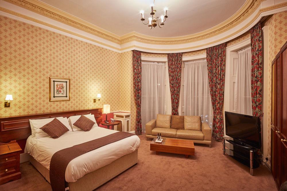 The Diplomat Hotel 3*