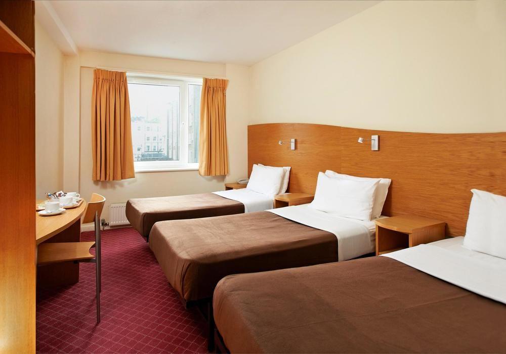 Ambassadors Hotell 3*