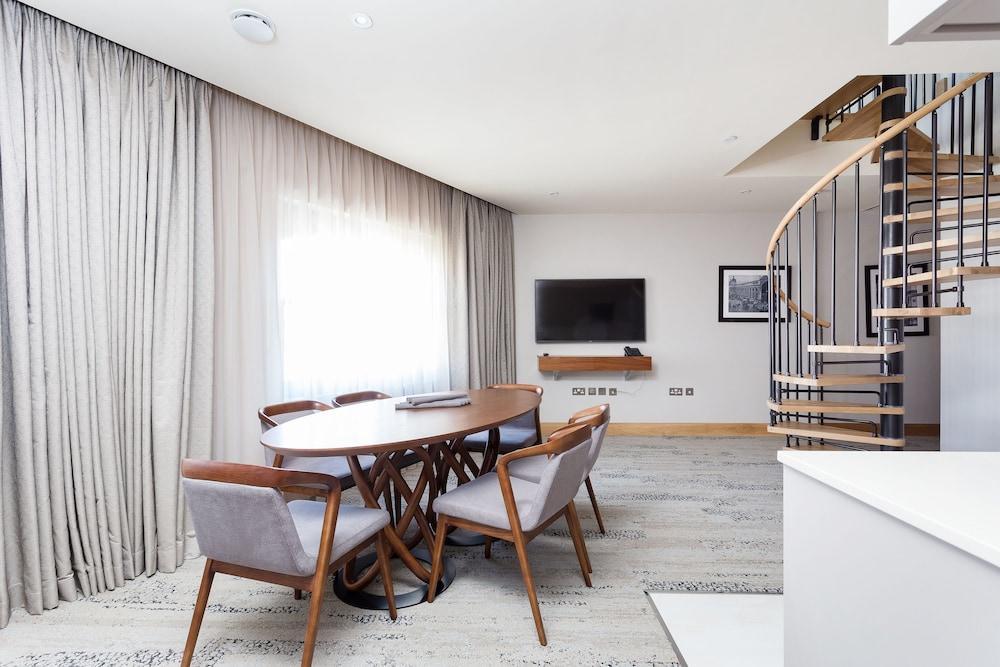 Sanctum International Belsize * London