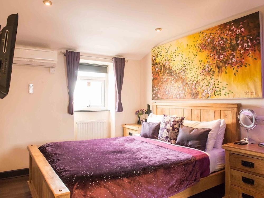 Avo Hotel London