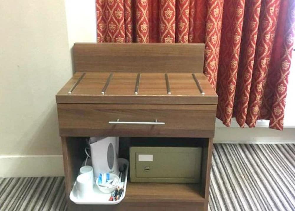 Oliver Hotel 3*
