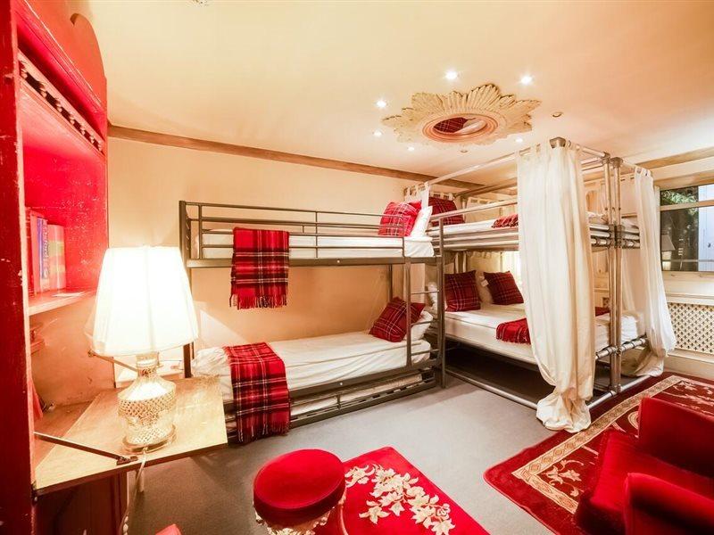 Oyo Hotel 2*