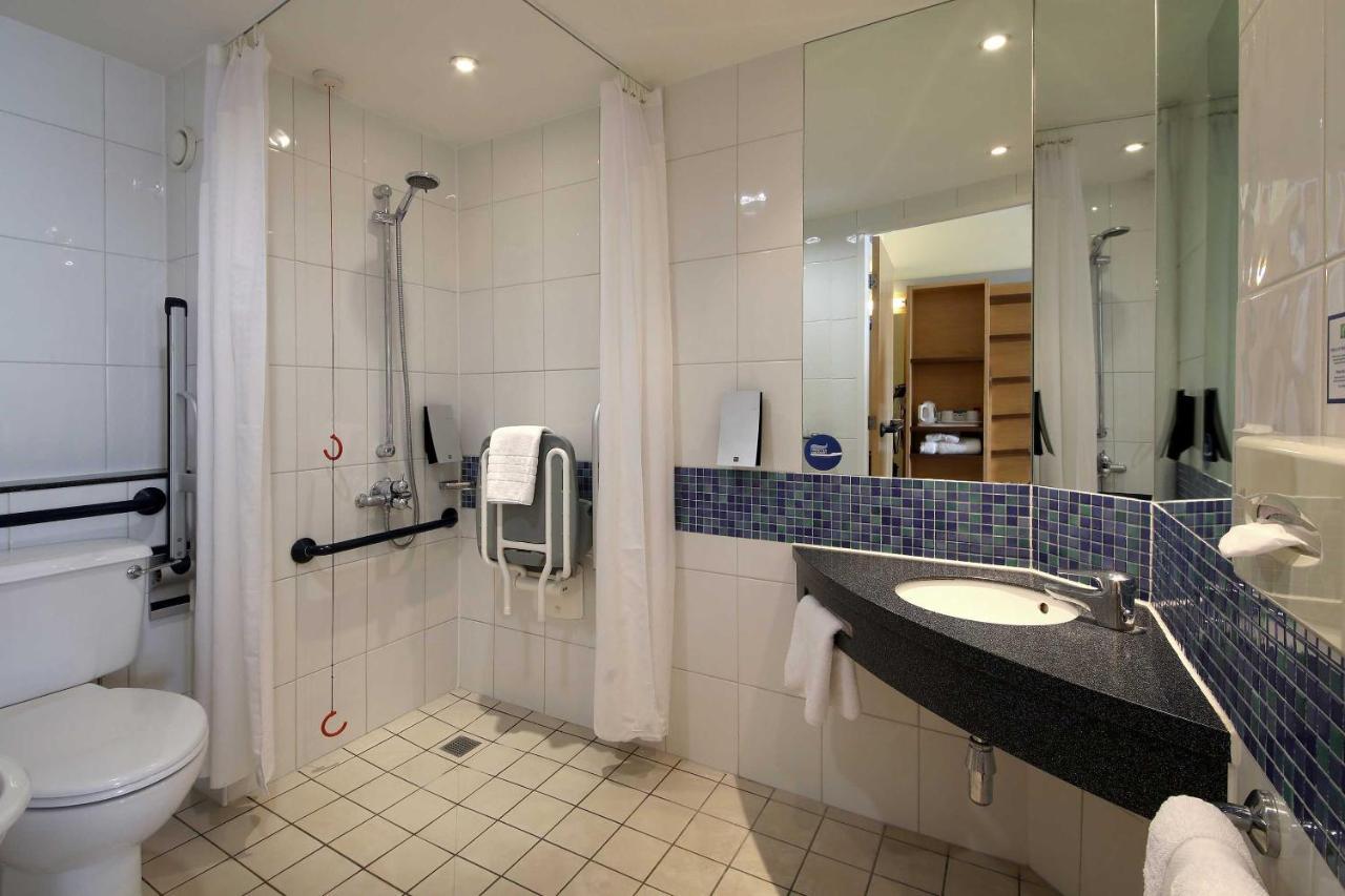 Hotel Express - Newbury Park, An Ihg Londres
