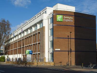 Hotel Holiday Express - Vauxhall Nine Elms, An Ihg 3*