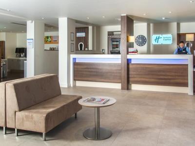 Holiday Express - Vauxhall Nine Elms, An Ihg 3*