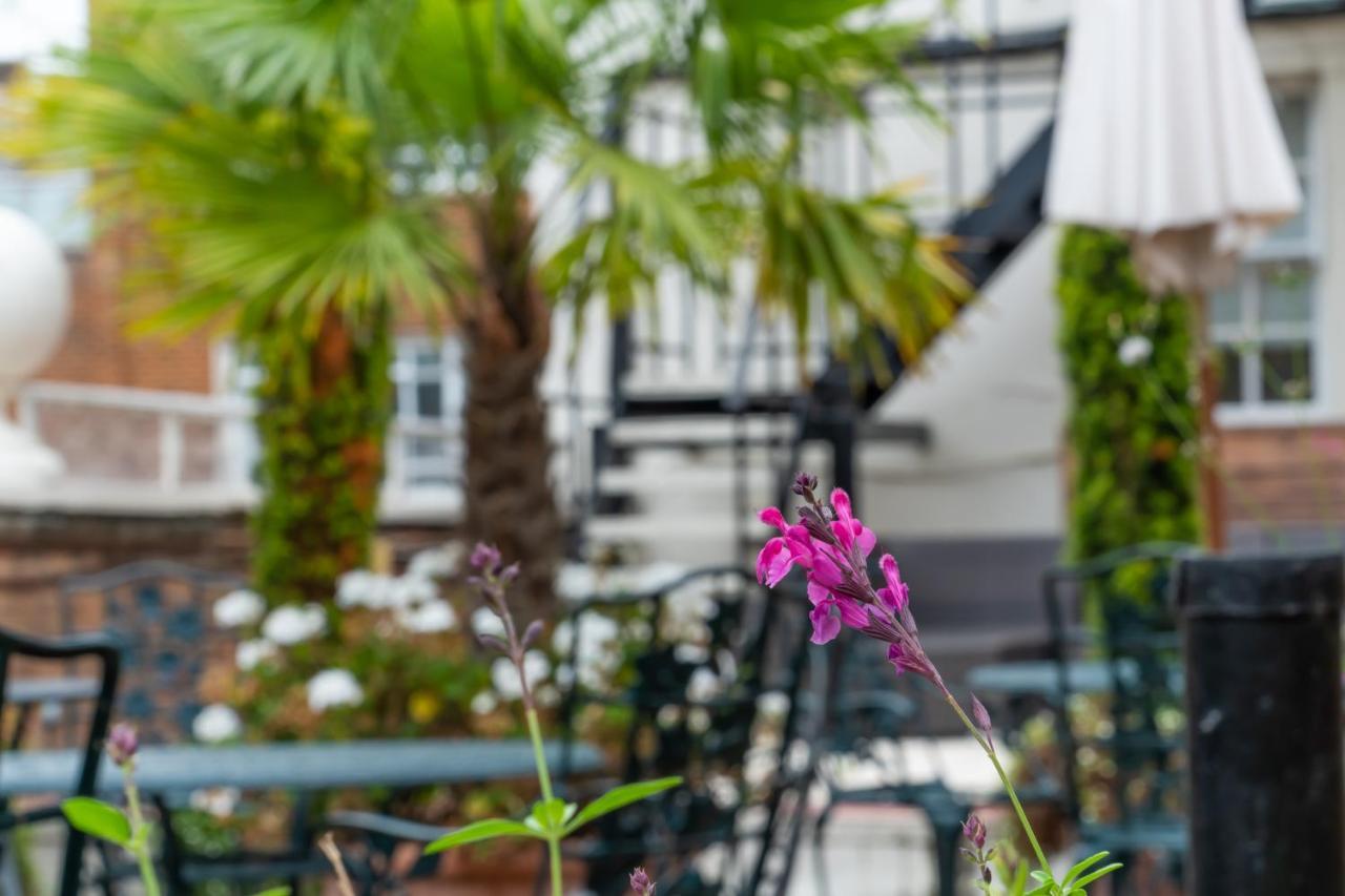 Knightsbridge Roof Garden Hotel 3*