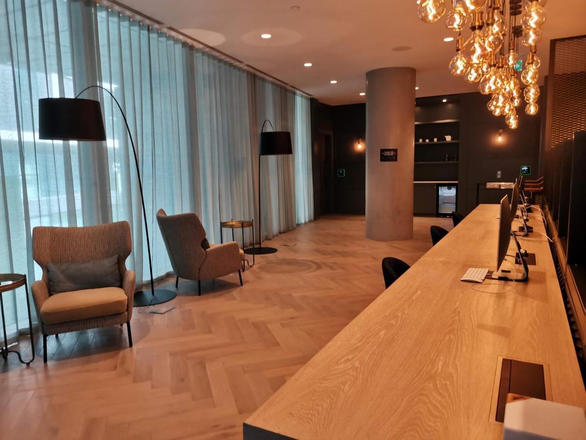Apartment Charles Hope Canary Wharf South Quay London