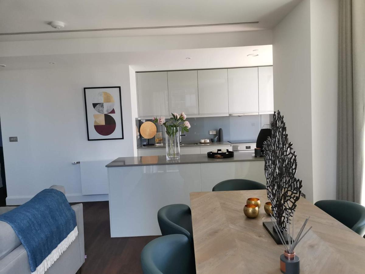 Apartment Charles Hope Canary Wharf South Quay London