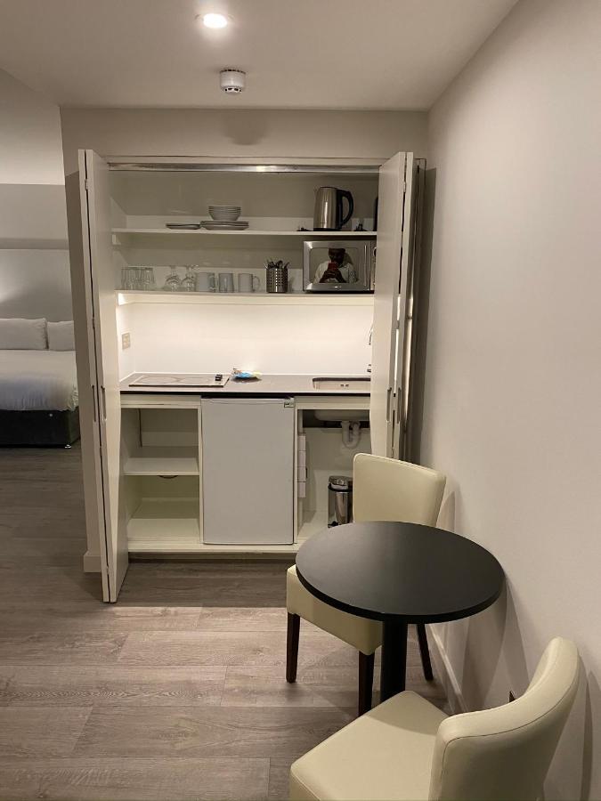 Aparthotel Axiom Park London