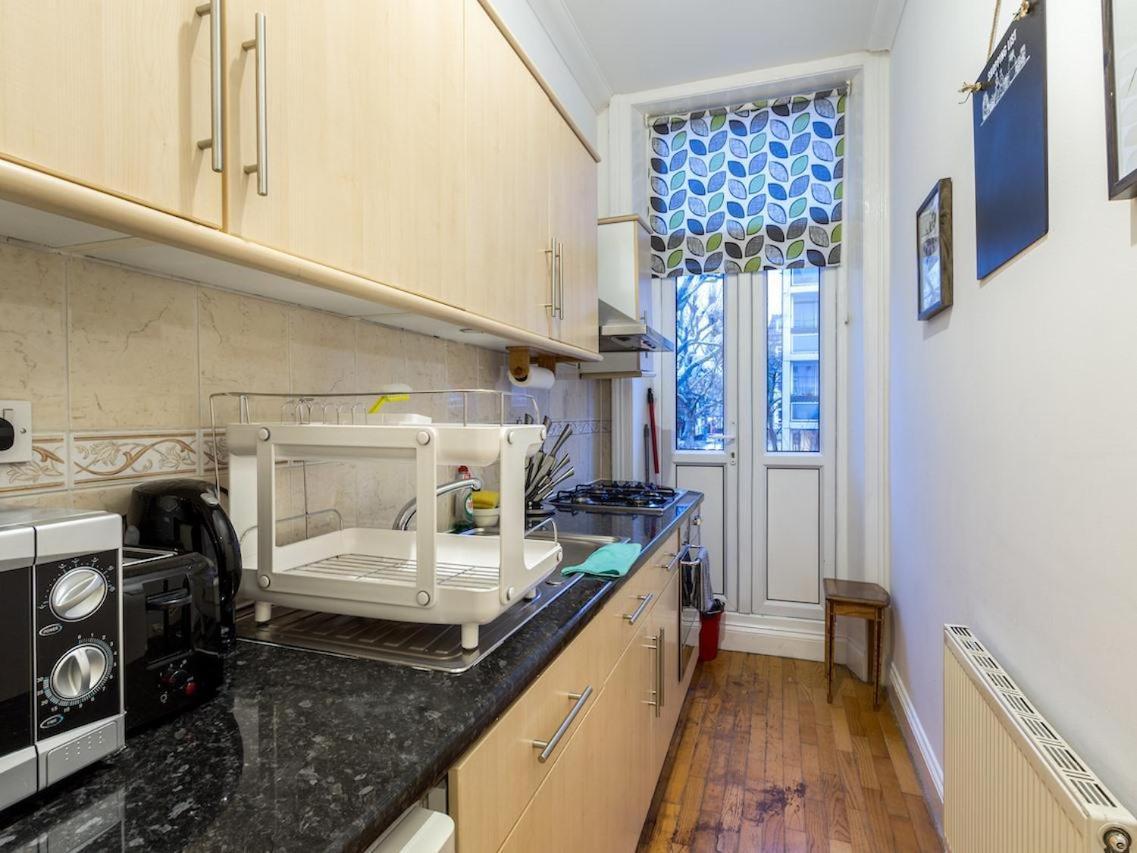 Spacious 1 Bed In West Kensington Or Hammersmith Appartamento Londra