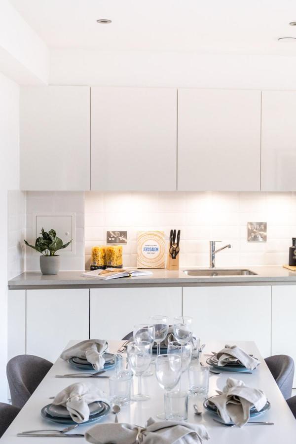 Appartamento Contemporary Apartments, Wembley - Sk *