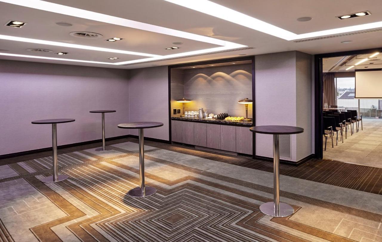 Crowne Plaza Battersea 4* London