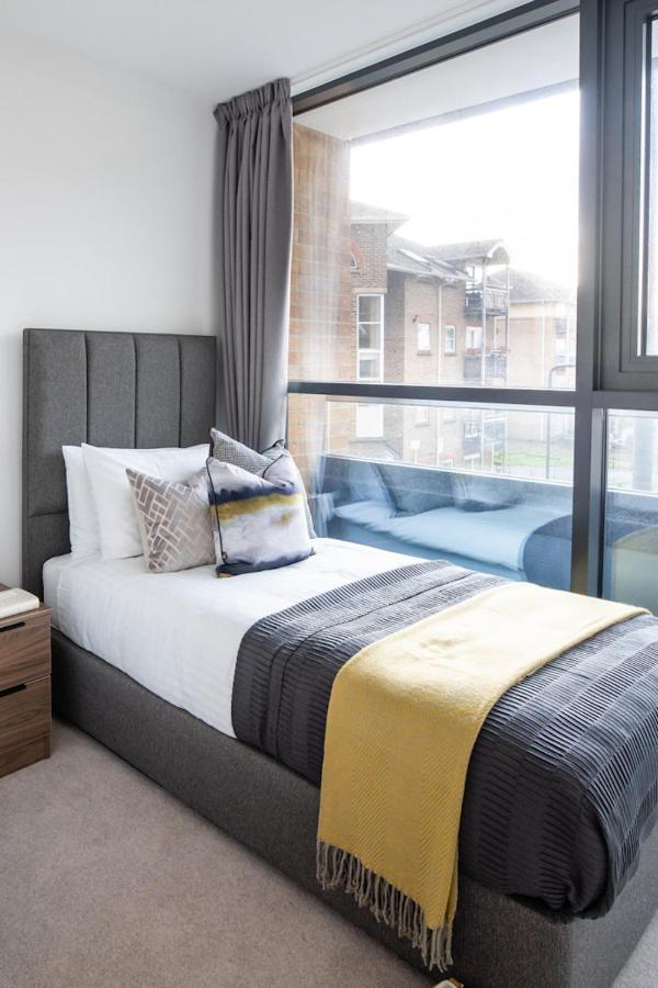 Appartamento Contemporary Apartments, Wembley - Sk *