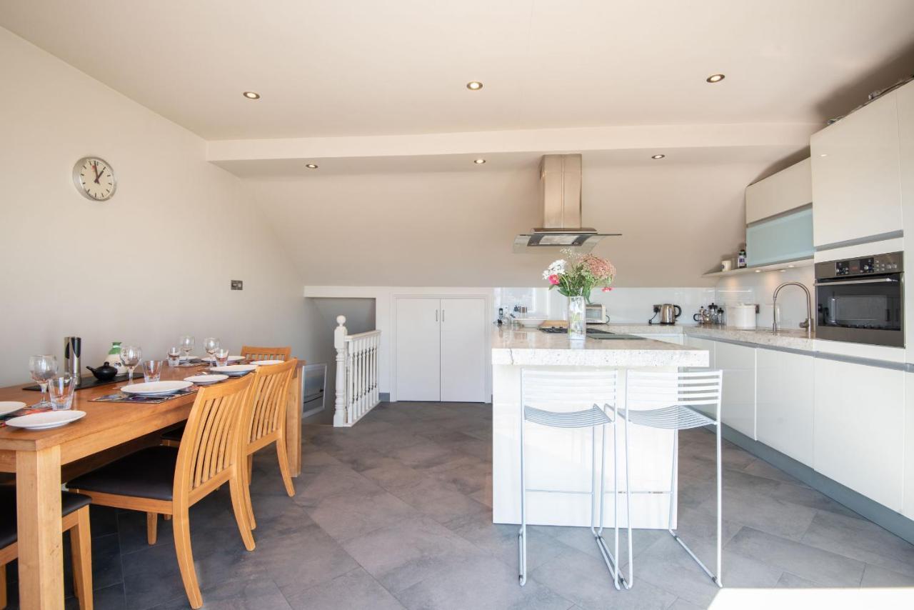 Picturesque Parsons By Underthedoormat Apartment *