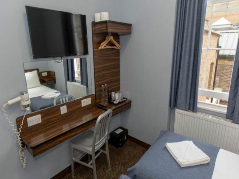 Hotell Angus 2*