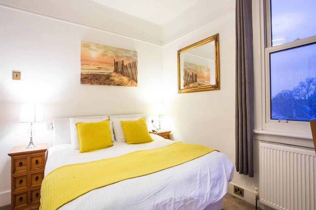 Oyo The Greenland Hotel London