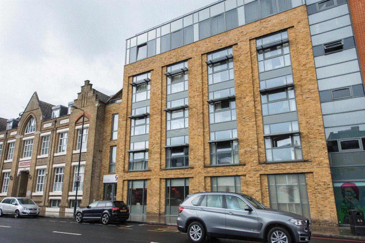 Axiom Park Aparthotel London