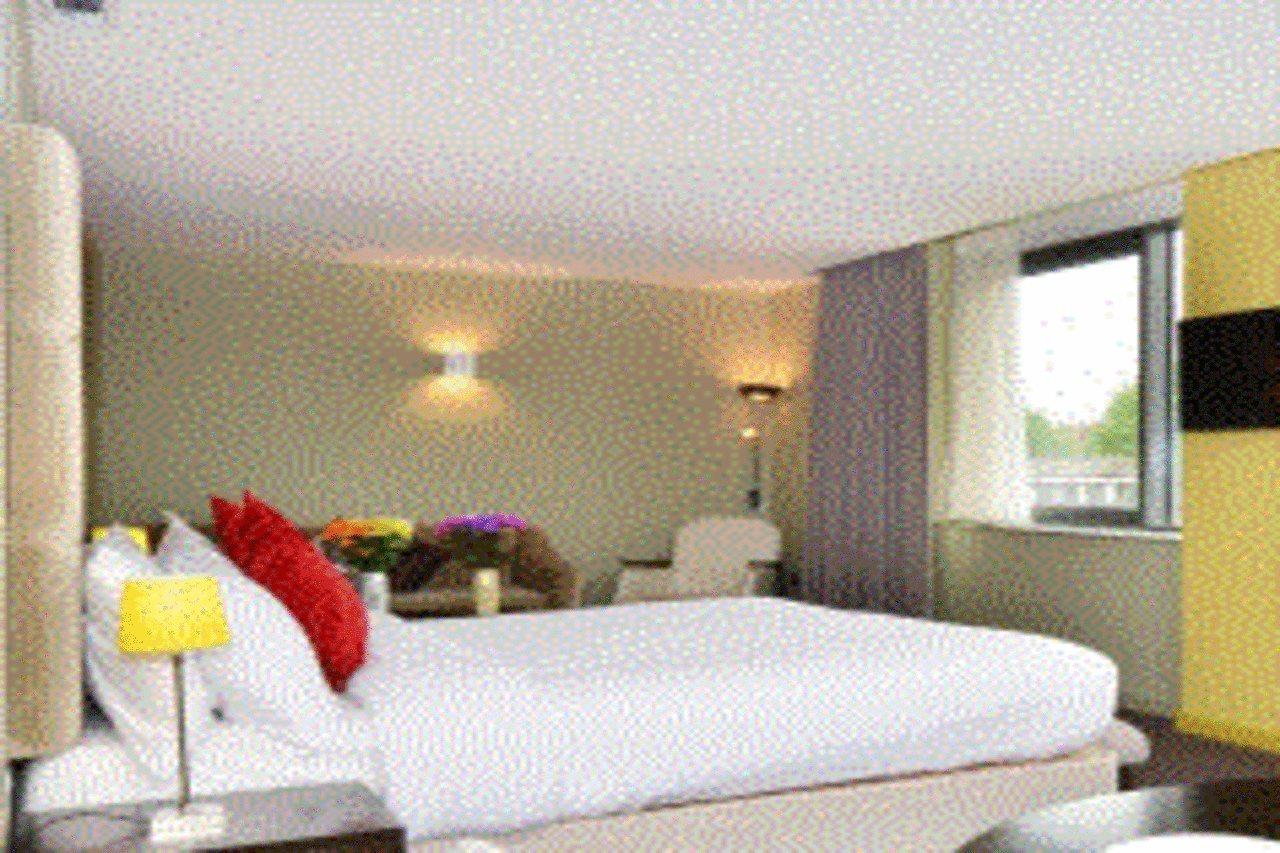 Axiom Park Aparthotel