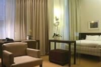 Nottingham Place Hotel