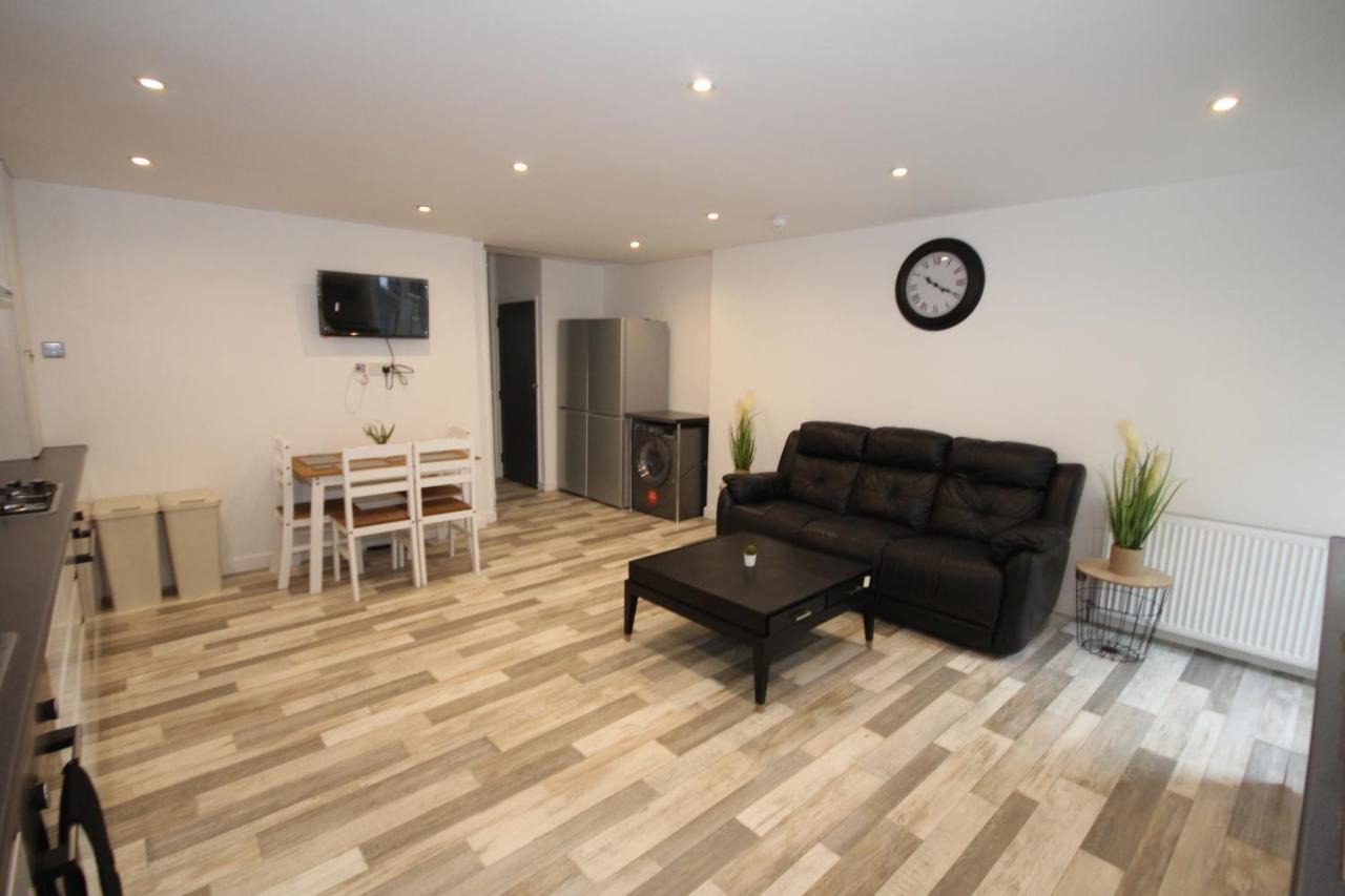 The Wembley House *